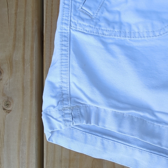 St. John's Bay Chino Shorts Off White Color 4 Pockets Size 6 - Picture 4 of 12